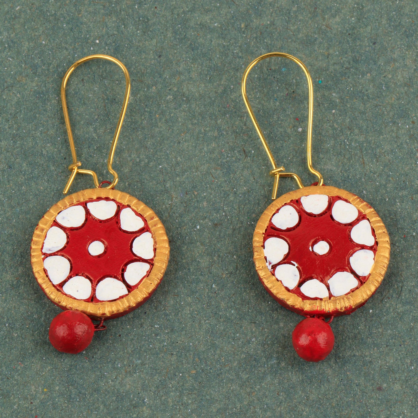 Naatini- Handcrafted Clay Dangler Earrings