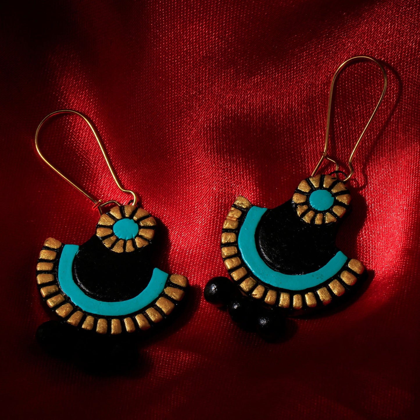 Rasiya- Handcrafted Clay Dangler Earrings